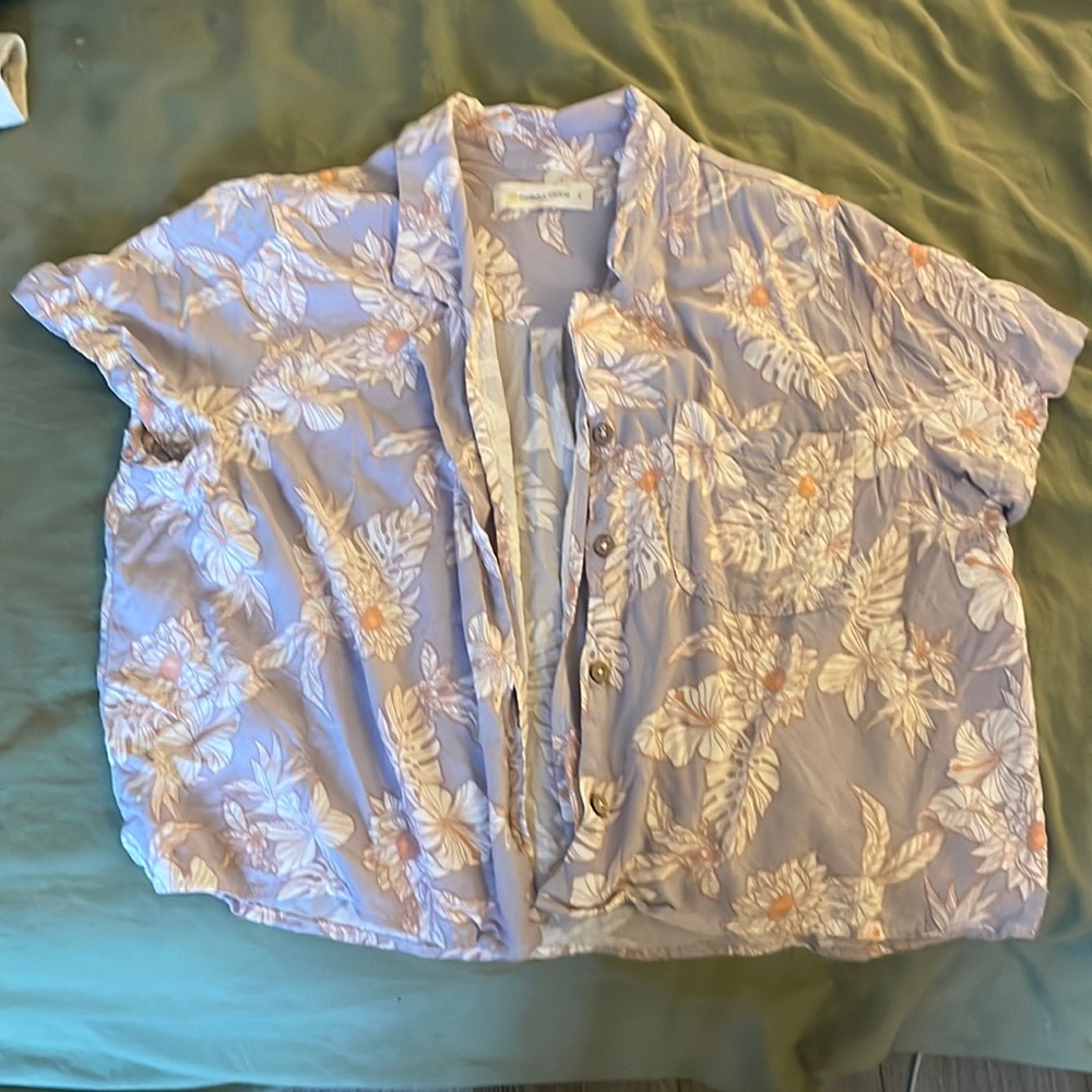 Women’s Hawaiian Button Down T-Shirt, size S